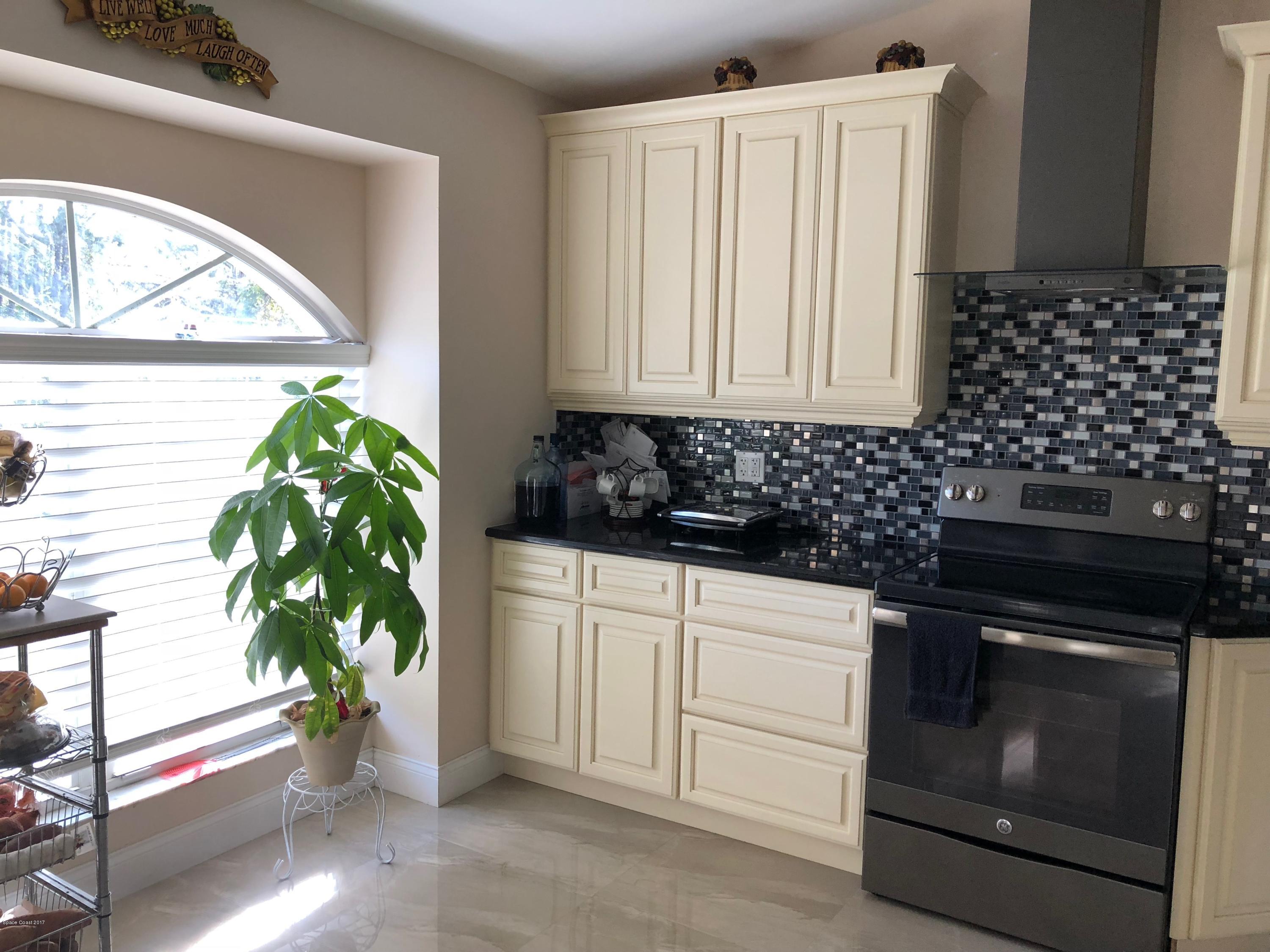 897 Tedder Road Southeast Palm Bay, FL 32909 - Photo 2 of 17 IMG-1166