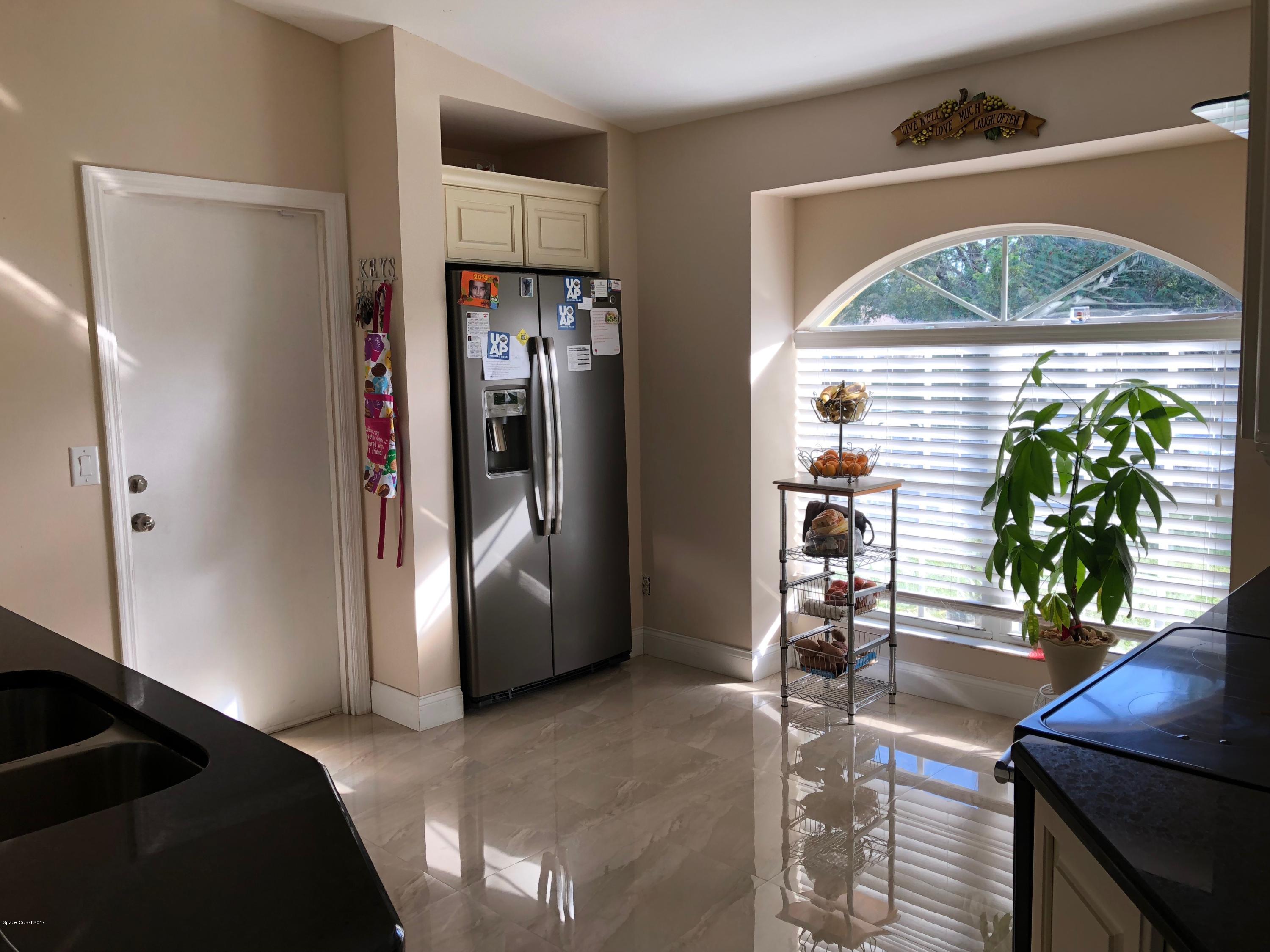 897 Tedder Road Southeast Palm Bay, FL 32909 - Photo 3 of 17 IMG-1164