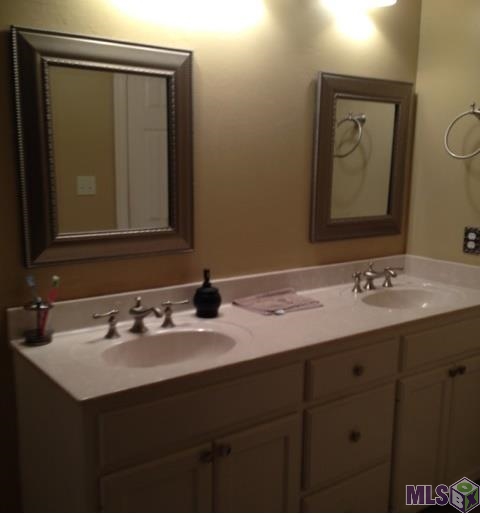 9336 Rue De Benoit Denham Springs, LA 70706 - Photo 8 of 11