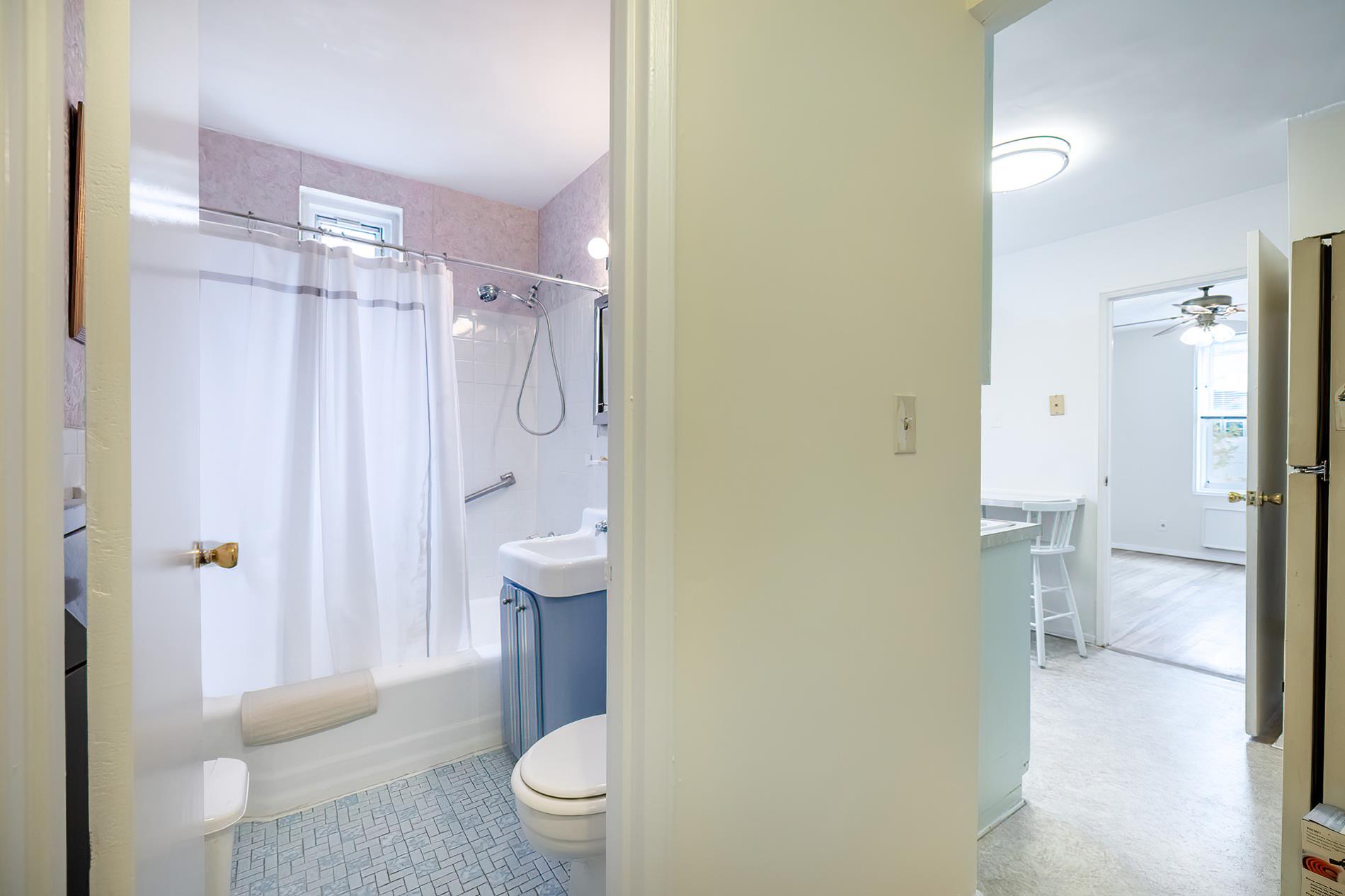 2390 Palisade Avenue, Unit 5J Bronx, NY 10463 - Photo 17 of 24