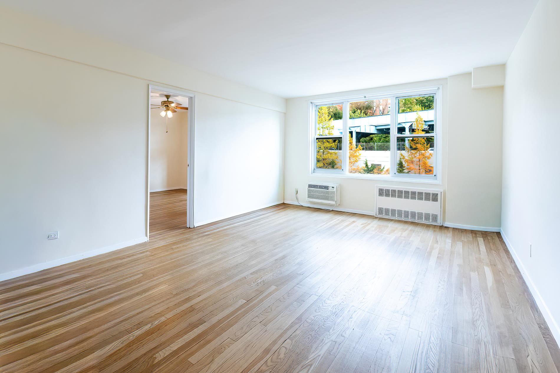 2390 Palisade Avenue, Unit 5J Bronx, NY 10463 - Photo 4 of 24