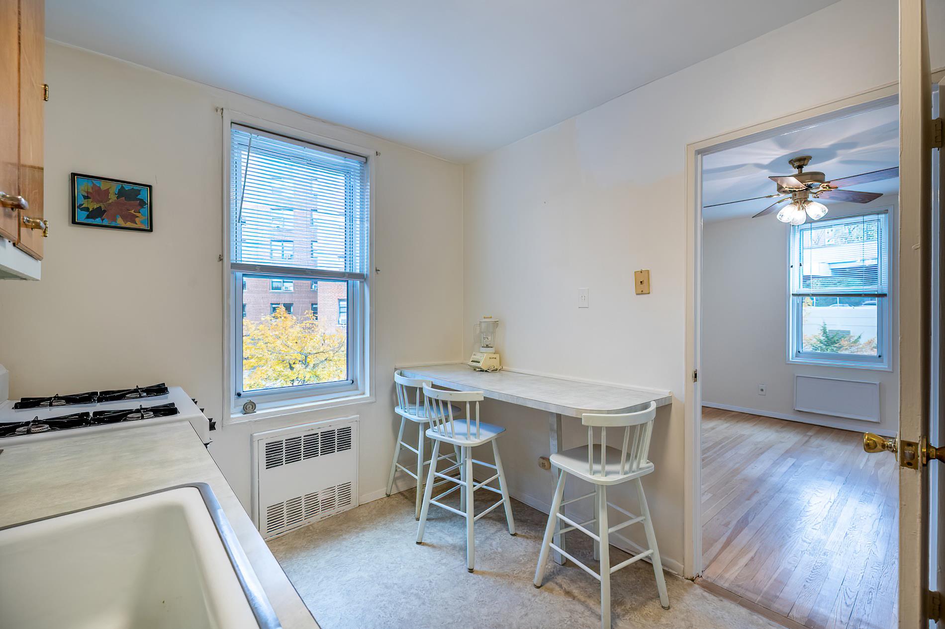 2390 Palisade Avenue, Unit 5J Bronx, NY 10463 - Photo 7 of 24