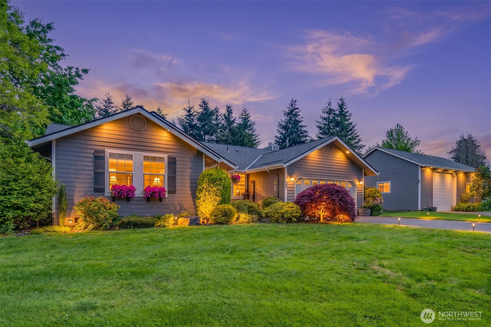 119 Stone Way Chehalis, WA 98532 - Photo 2 of 40