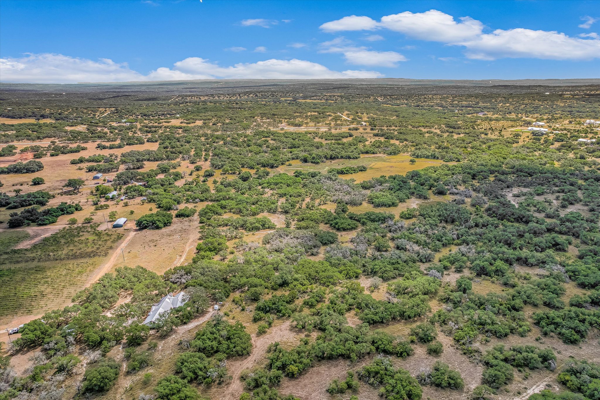 878 Ranch Road 2766 Johnson City, TX 78636 - Photo 31 of 40 a view of city and ocean