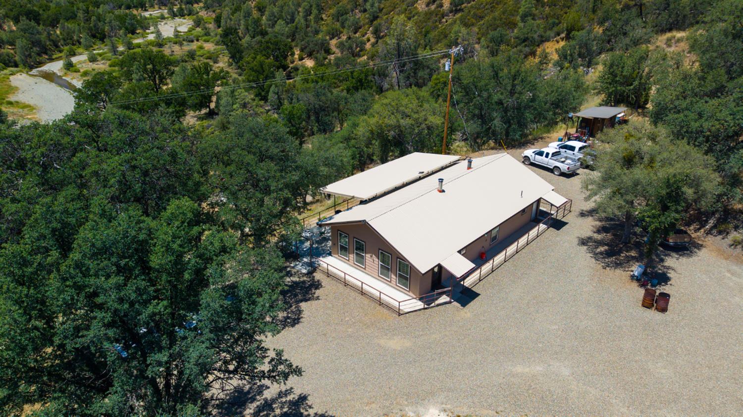 20505 Coalinga Road Paicines, CA 95043 - Photo 13 of 88