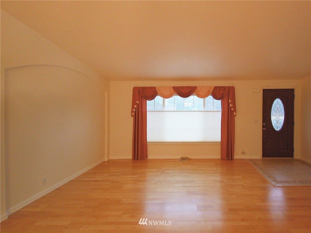 2013 Monroe Road Port Angeles, WA 98362 - Photo 2 of 25 Gallery Image 2