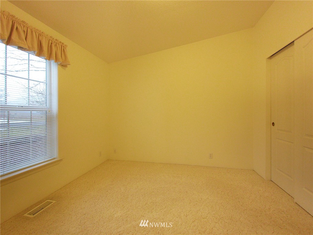 2013 Monroe Road Port Angeles, WA 98362 - Photo 11 of 25 Gallery Image 11