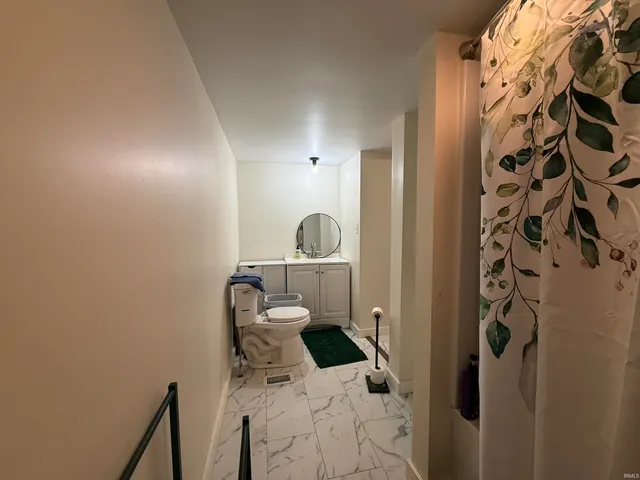 $205,000 | 11491 West 875th Street South, Owensville, IN 47665