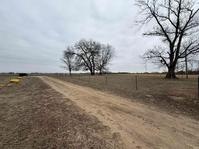 $210,000 | 11491 West 875th Street South, Owensville, IN 47665