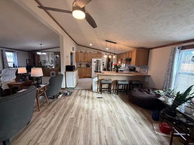 $210,000 | 11491 West 875th Street South, Owensville, IN 47665