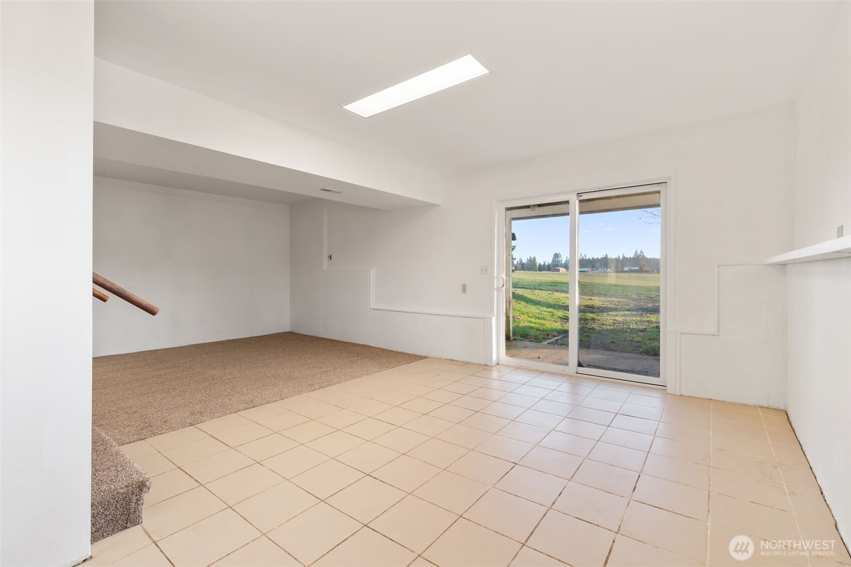 568 A Cemetery Road Winlock, WA 98596 - Photo 21 of 38 a view of an empty room with a window