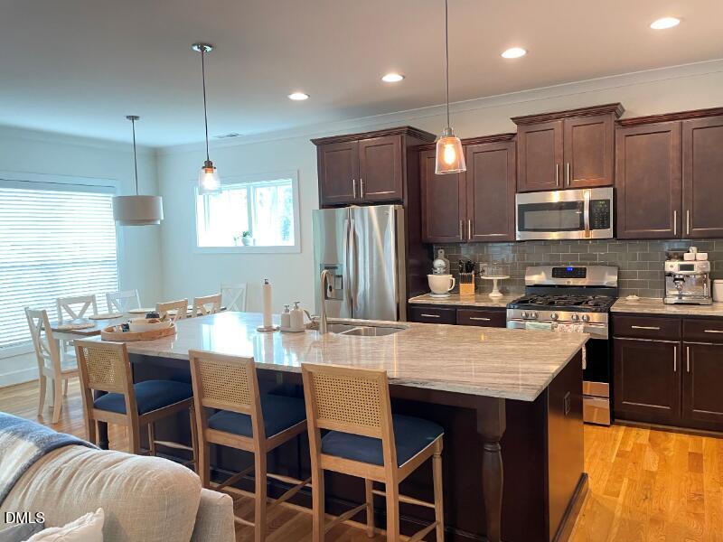 177 Pineland Circle Raleigh, NC 27606 - Photo 4 of 9 full_Island