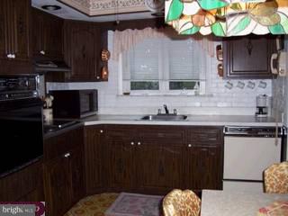 694 Vernon Road Springfield, PA 19064 - Photo 4 of 6