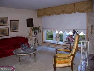 694 Vernon Road Springfield, PA 19064 - Photo 5 of 6