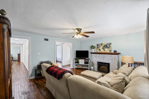 $260,000 | 1985 Tate Road, Cantonment, FL 32533