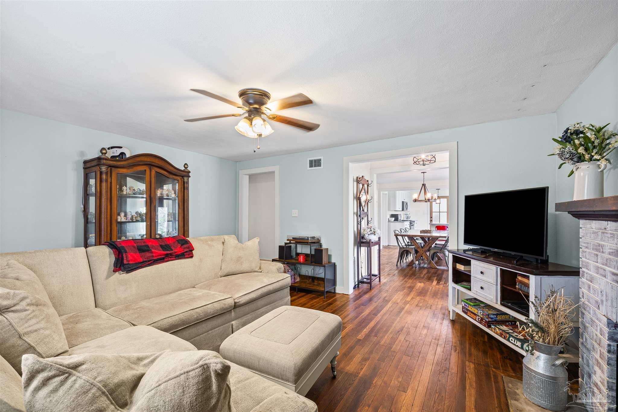 1985 Tate Road Cantonment, FL 32533 - Photo 9 of 51