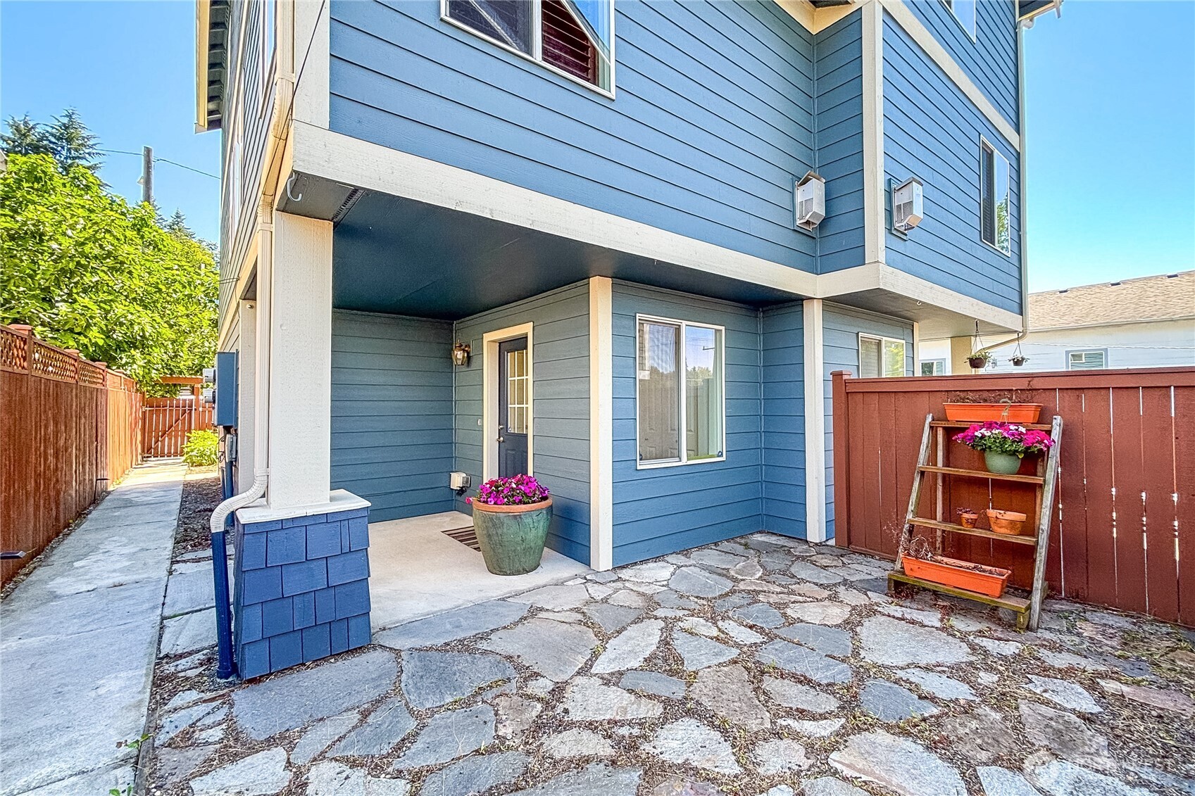 4851 A Delridge Way Southwest Seattle, WA 98106 - Photo 20 of 25