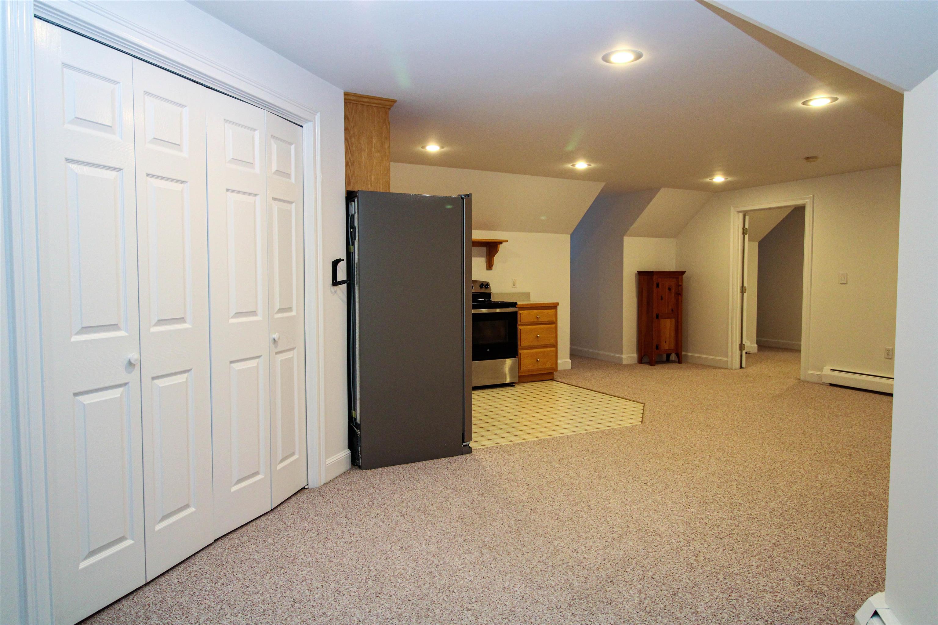 6 B Lancaster Road Windham, NH 03087 - Photo 4 of 14