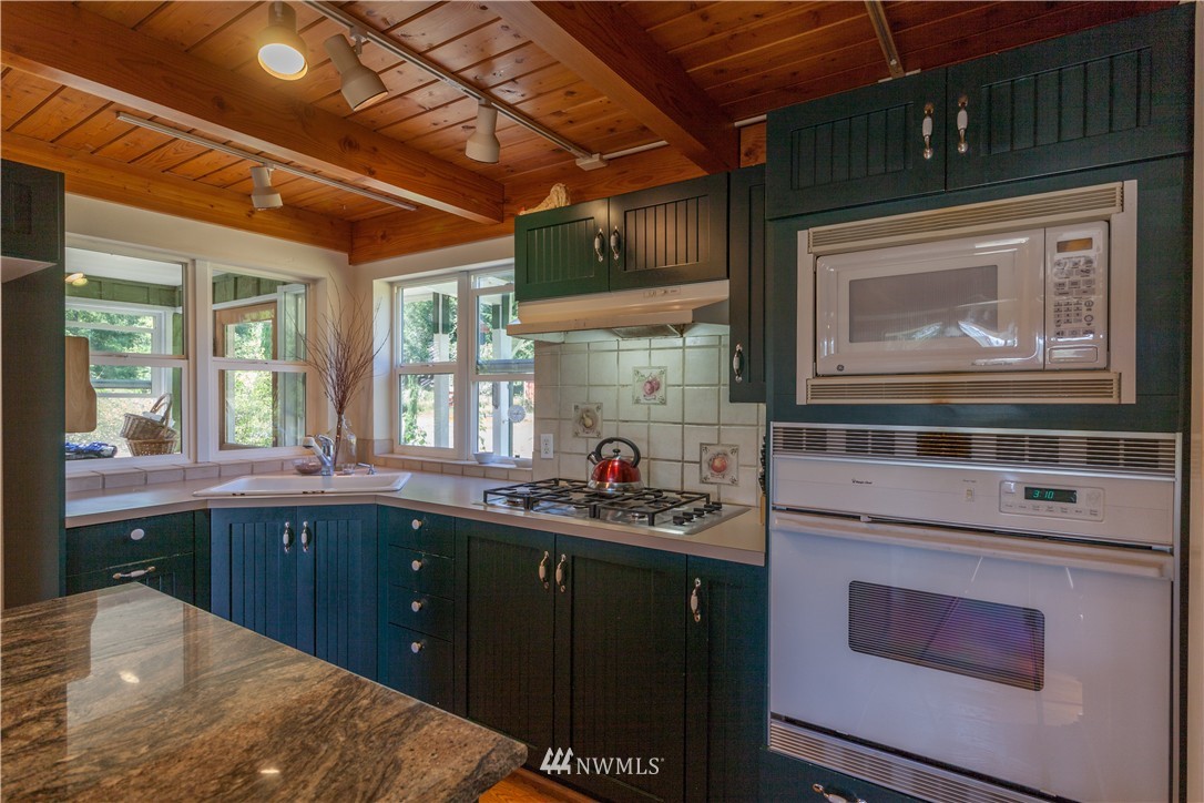 4595 Eaglemount Road Chimacum, WA 98325 - Photo 11 of 25