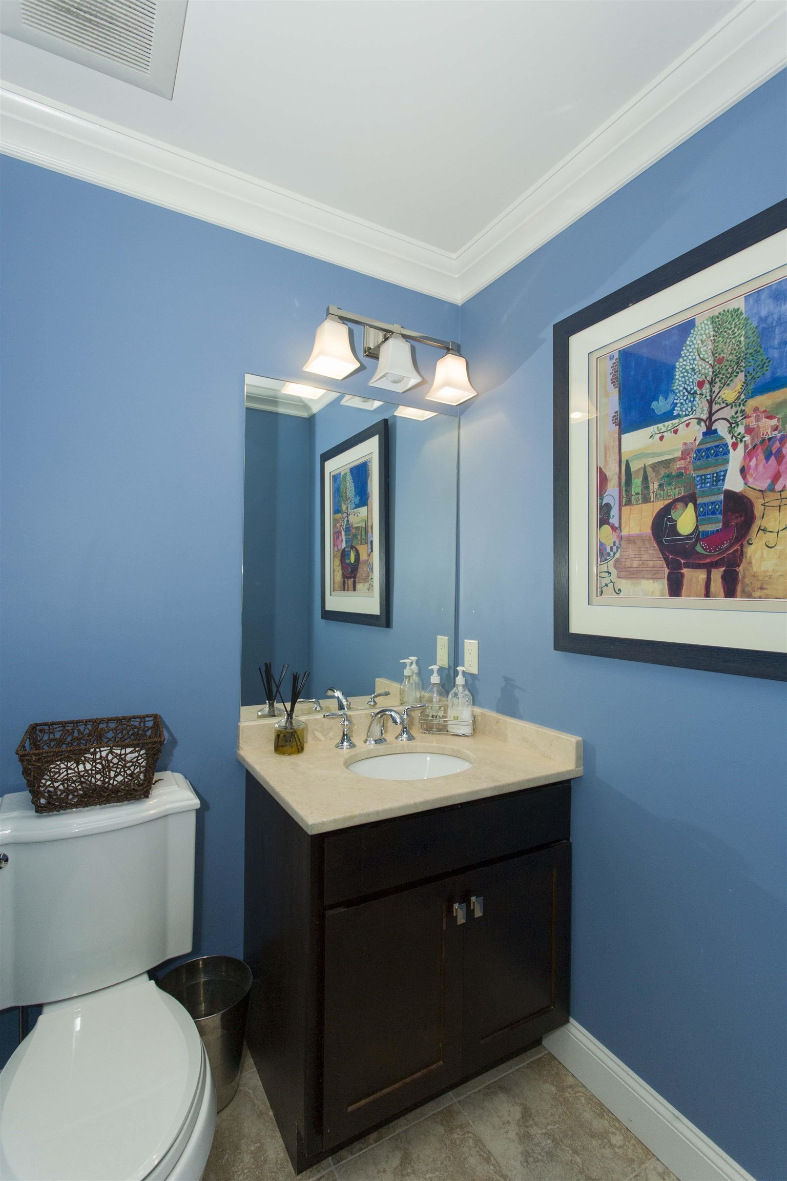 1625 Paterson Plank Road, Unit 24 Secaucus, NJ 07094 - Photo 8 of 20 a bathroom with a toilet a sink and mirror