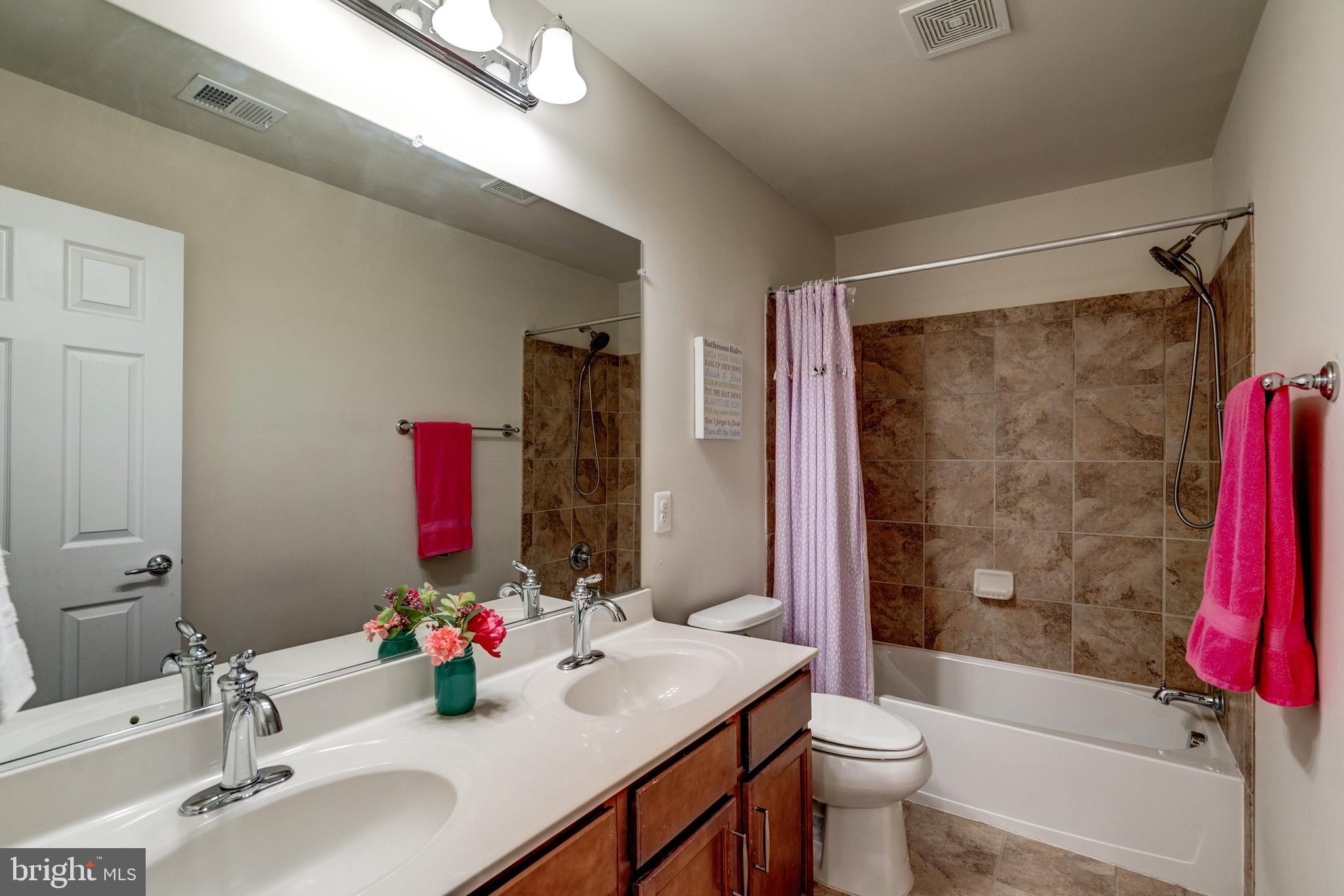 11516 Amherst Avenue Silver Spring, MD 20902 - Photo 27 of 38 En-suite bathroom