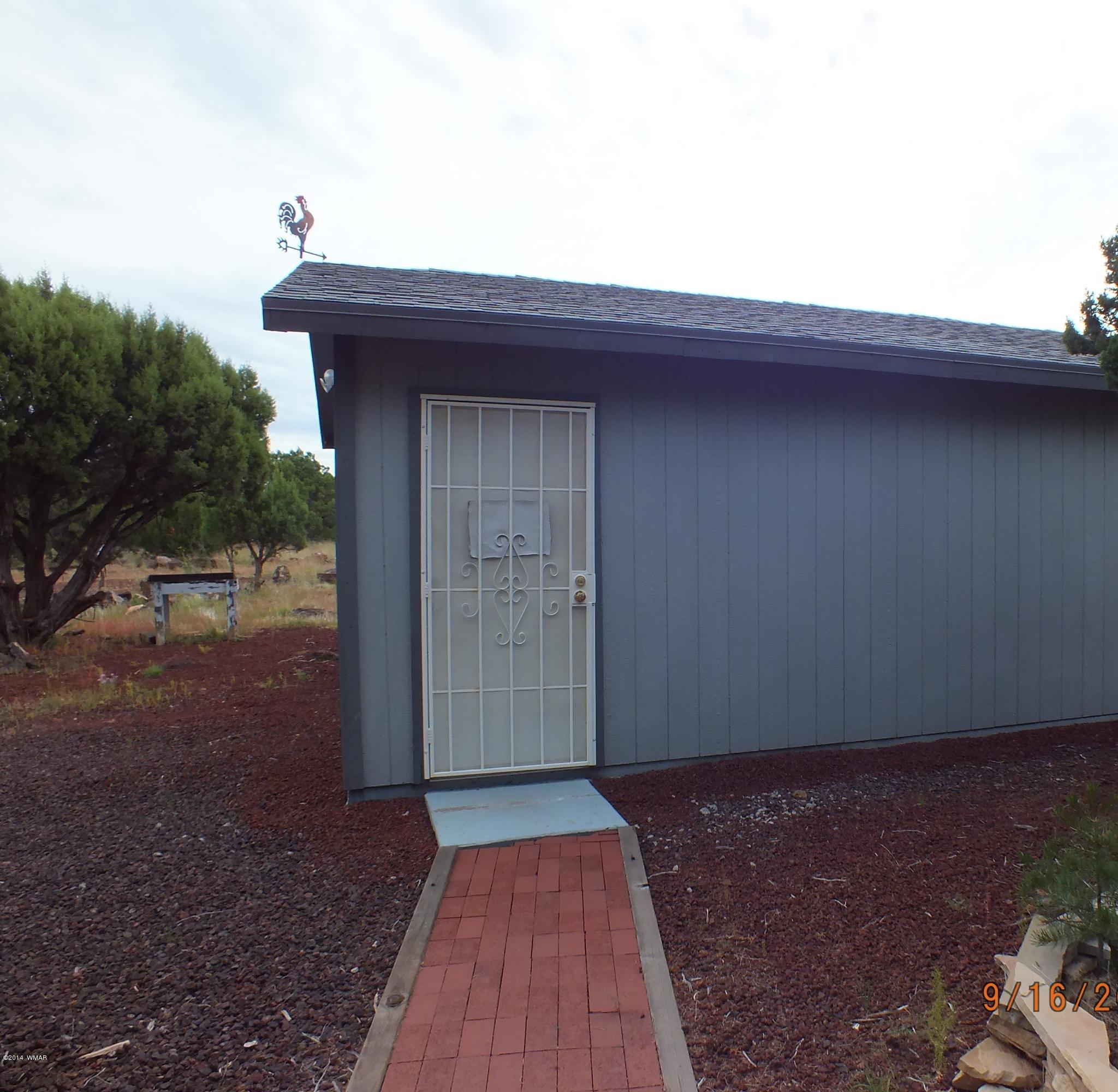 1817 Pronghorn Road Show Low, AZ 85901 - Photo 8 of 37 Gallery Image 8