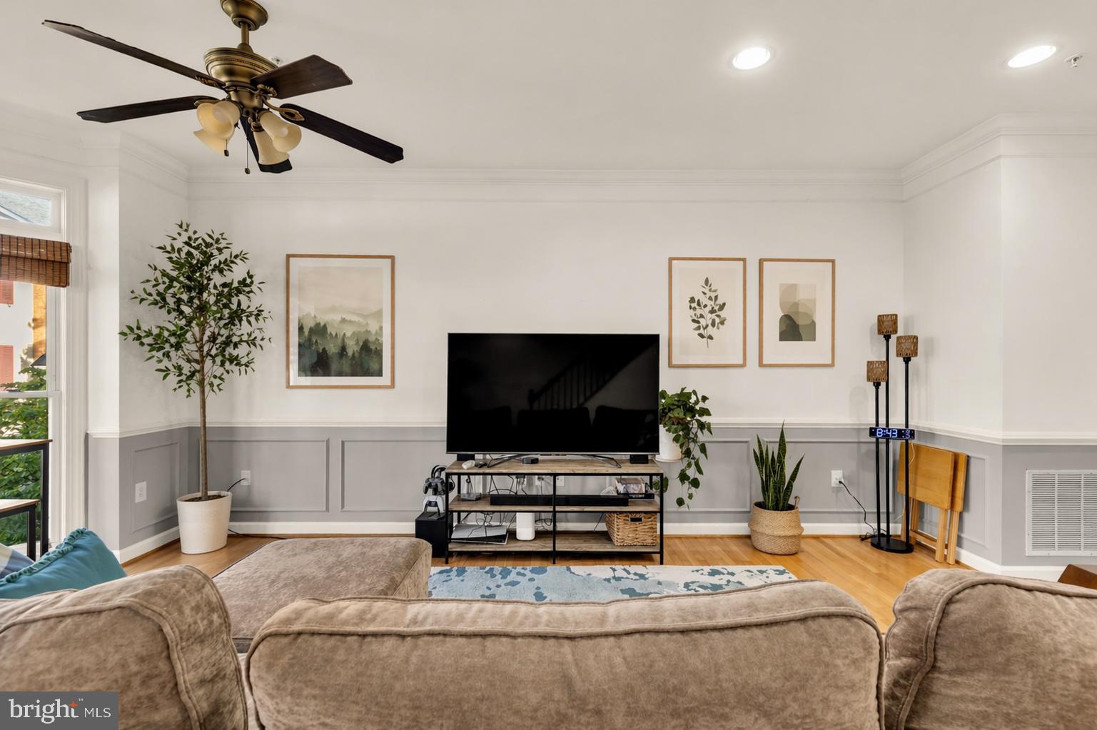 2309 Georgia Village Way Silver Spring, MD 20902 - Photo 3 of 41 Living room (virtual staging)