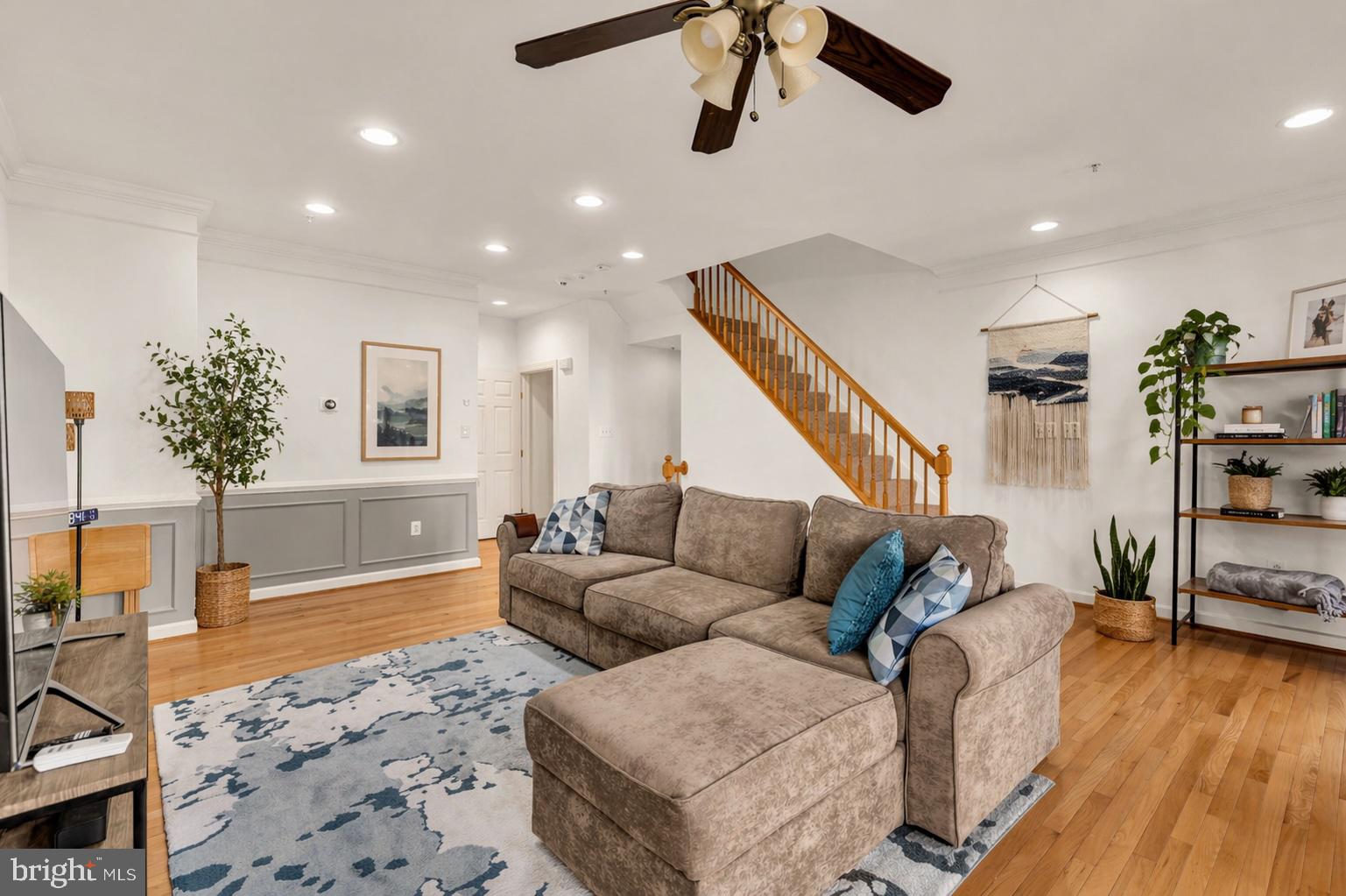 2309 Georgia Village Way Silver Spring, MD 20902 - Photo 5 of 41 Living room (virtual staging)