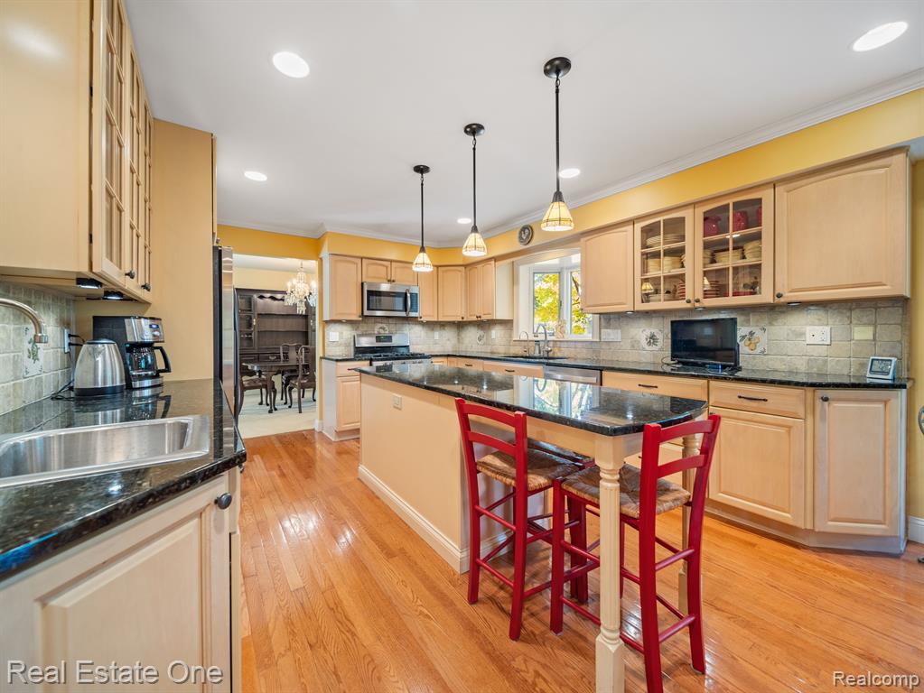 11296 Buno Road Brighton, MI 48114 - Photo 12 of 36