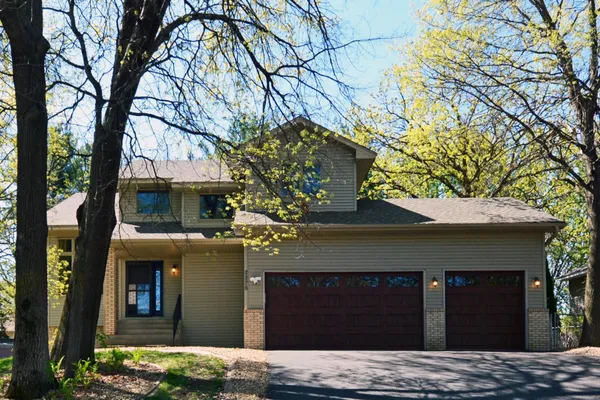 $3,600 | 2276 130th Avenue Northwest, Coon Rapids, MN 55448