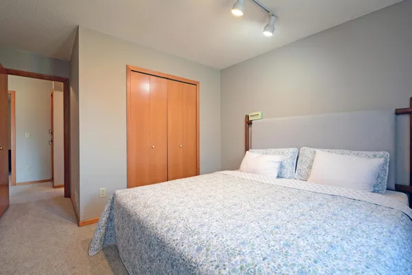 $3,600 | 2276 130th Avenue Northwest, Coon Rapids, MN 55448