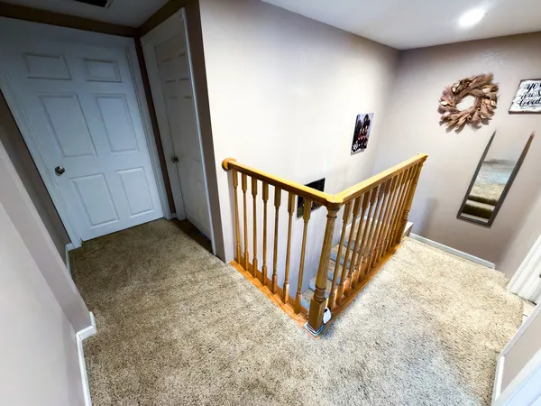 $244,900 | 212 Oak Street, Flora, IL 62839