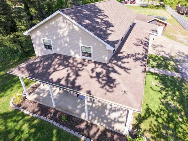 $244,900 | 212 Oak Street, Flora, IL 62839