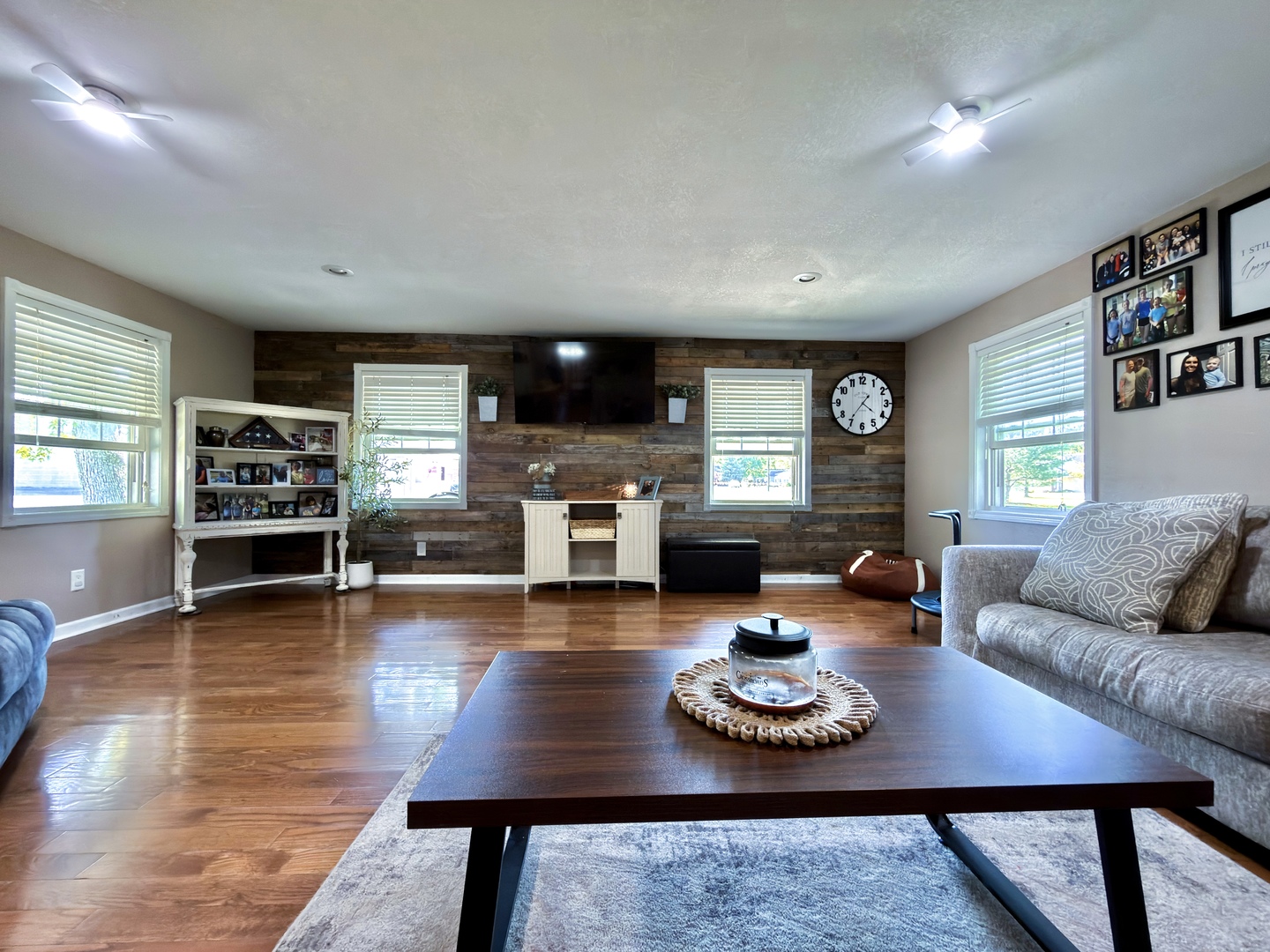 212 Oak Street Flora, IL 62839 - Photo 9 of 59