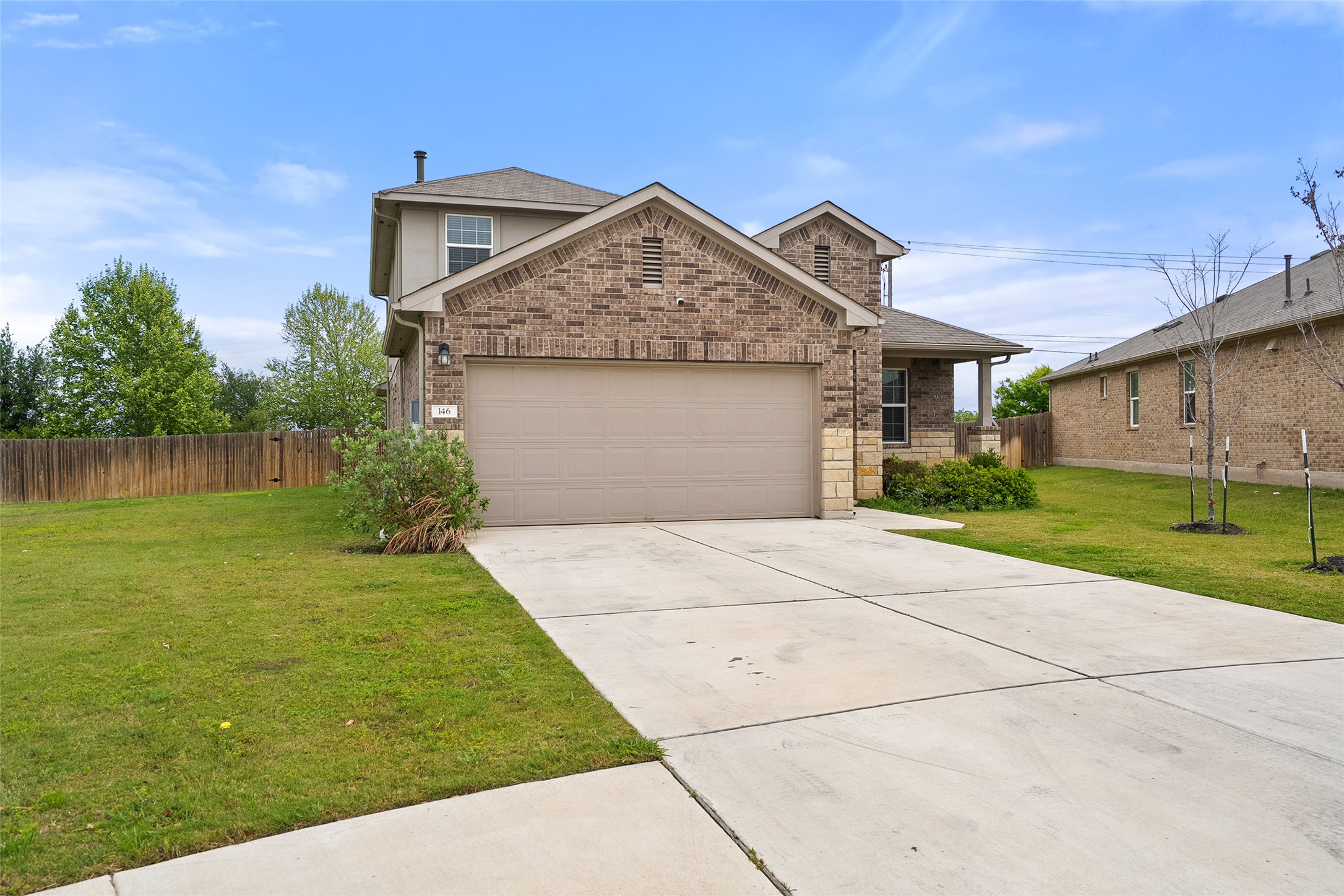 146 Brunnen Way Georgetown, TX 78626 - Photo 2 of 32