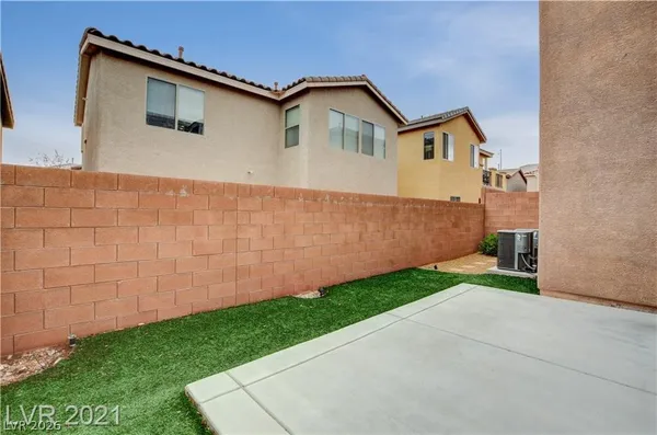 $2,095 | 10429 Scotch Elm Avenue, Las Vegas, NV 89166