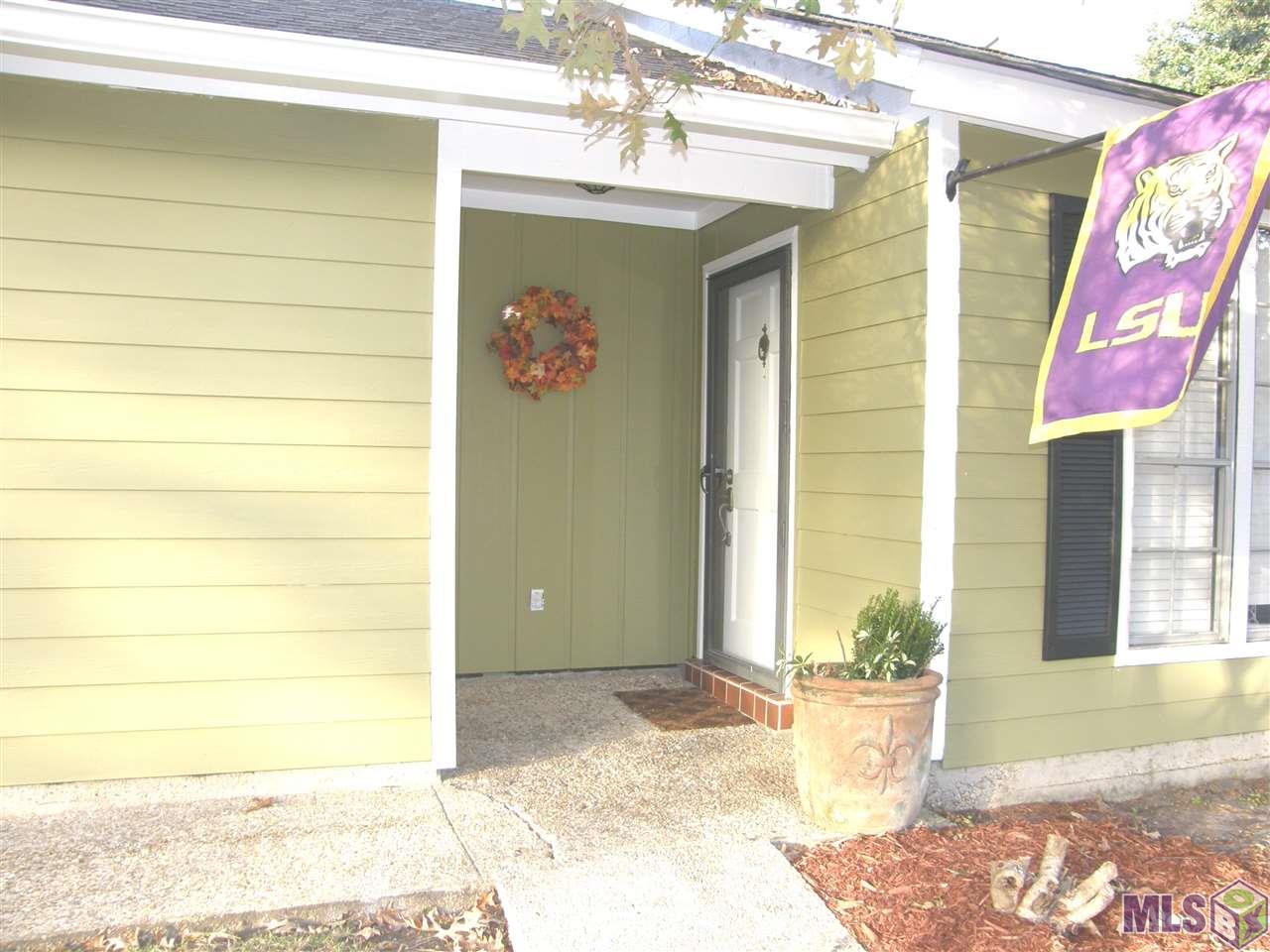 1723 Stonegate Court Baton Rouge, LA 70815 - Photo 3 of 41 Gallery Image 3