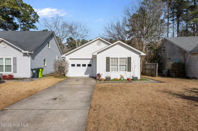 $200,000 | 3594 Red Oak Drive, New Bern, NC 28562
