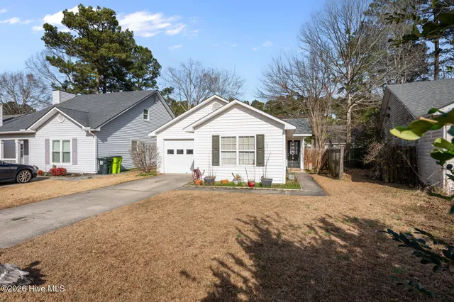 $200,000 | 3594 Red Oak Drive, New Bern, NC 28562