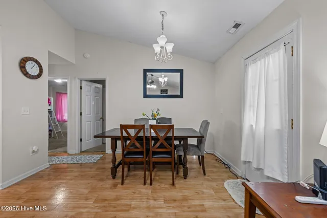 $200,000 | 3594 Red Oak Drive, New Bern, NC 28562