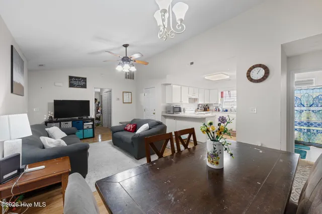 $200,000 | 3594 Red Oak Drive, New Bern, NC 28562