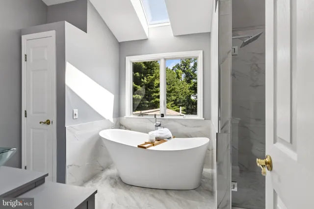 $825,000 | 40 Chanticleer Drive, Glenmoore, PA 19343