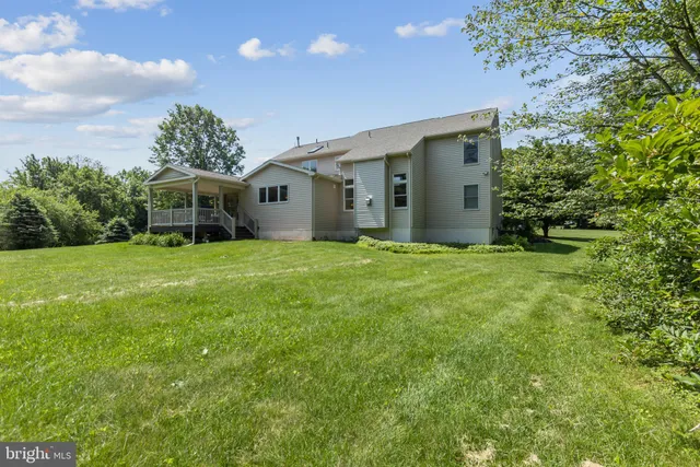 $825,000 | 40 Chanticleer Drive, Glenmoore, PA 19343
