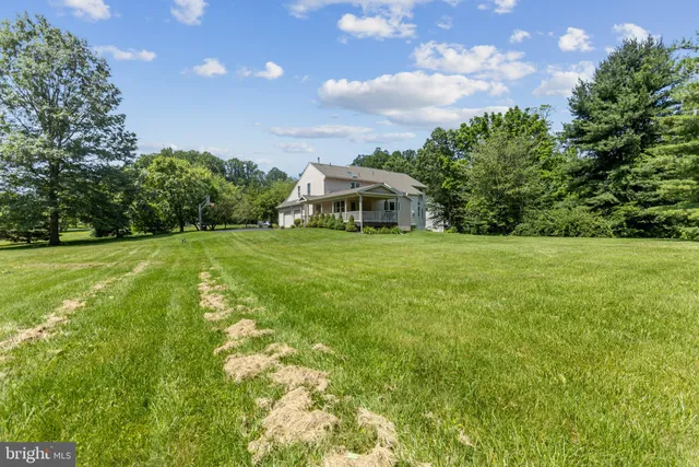 $825,000 | 40 Chanticleer Drive, Glenmoore, PA 19343