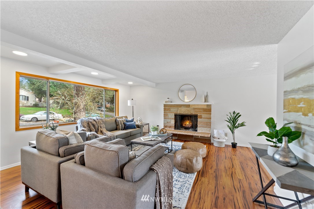 10715 Northeast 189th Street Bothell, WA 98011 - Photo 2 of 27 Gallery Image 2