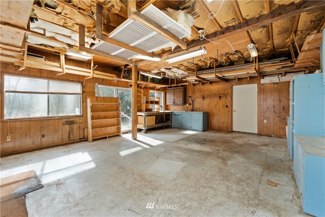 10715 Northeast 189th Street Bothell, WA 98011 - Photo 26 of 27 Gallery Image 26