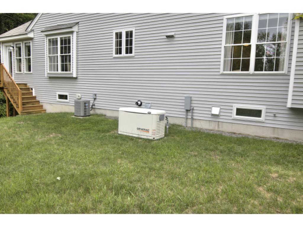 3 Hadleigh Road, Unit 3 Windham, NH 03087 - Photo 3 of 29