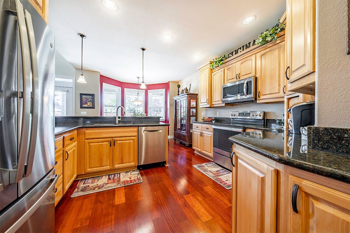 983 St Andrews Way Eagle Point, OR 97524 - Photo 24 of 44 24