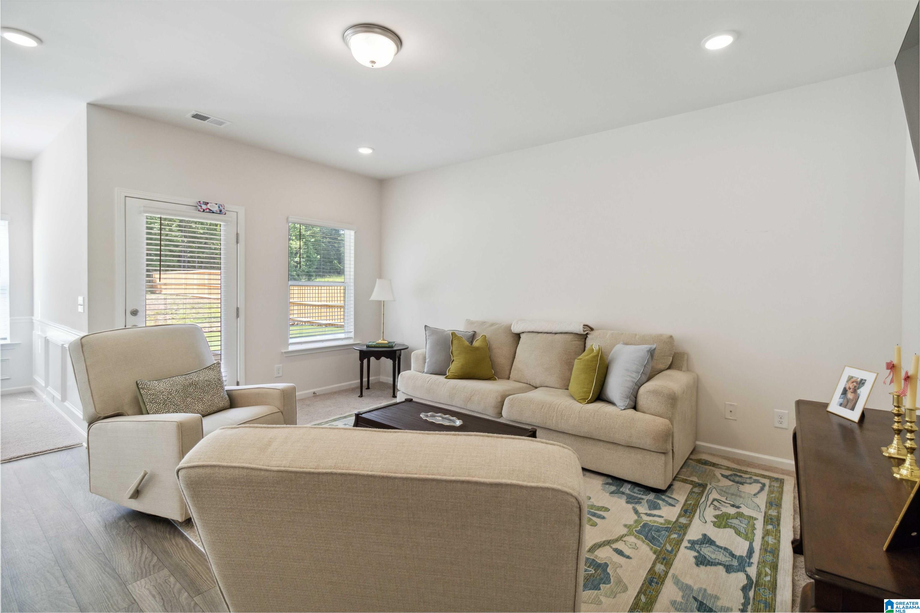 550 Ridge Circle Odenville, AL 35120 - Photo 7 of 26