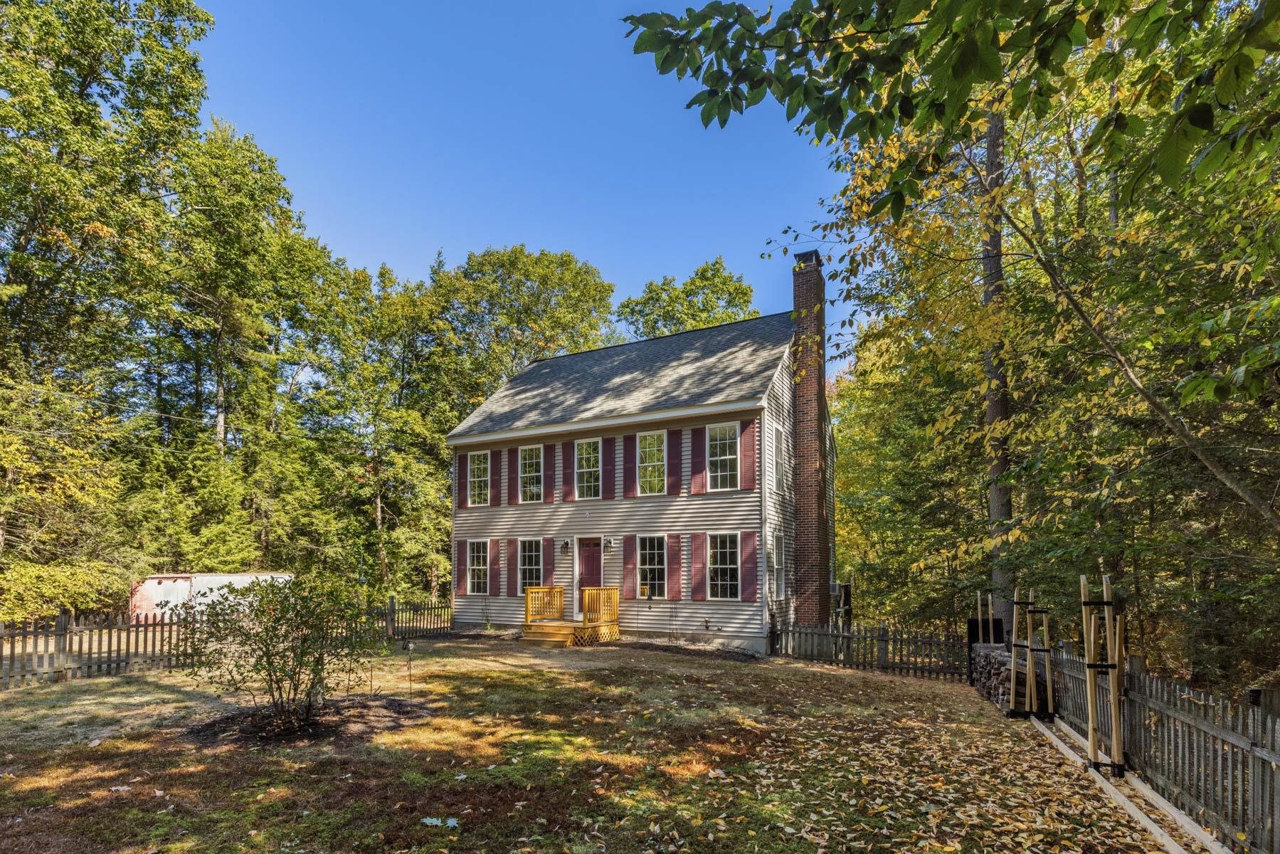 40 Depot Road Epping, NH 03042 - Photo 1 of 33 Gallery Image 1